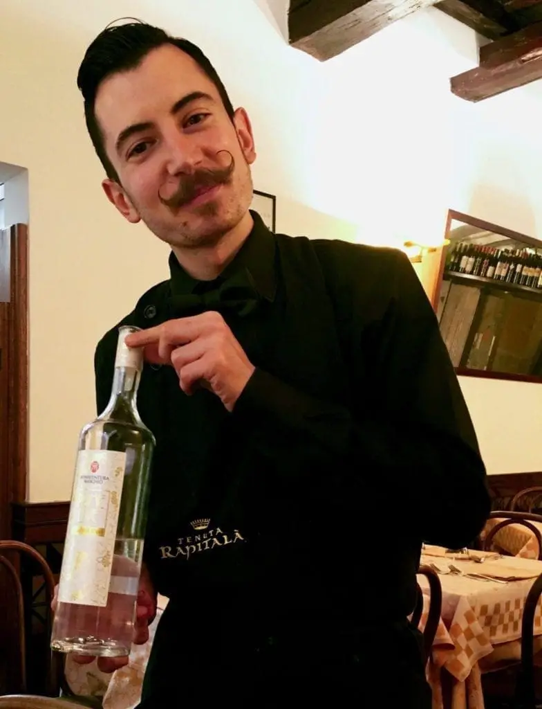 Waiter at piccolo arancia