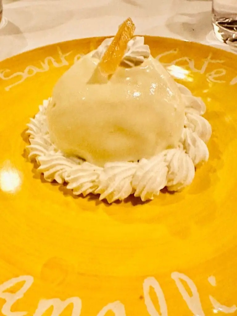 Amalfi lemon cake